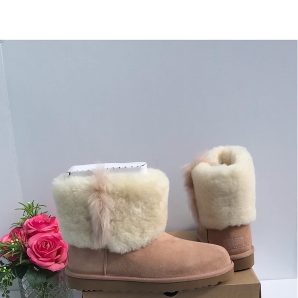 NWB UGG AUTHENTIC CLASSIC MINI FUR WISP BOOT | WOMEN’s 10 - Picture 15 of 16